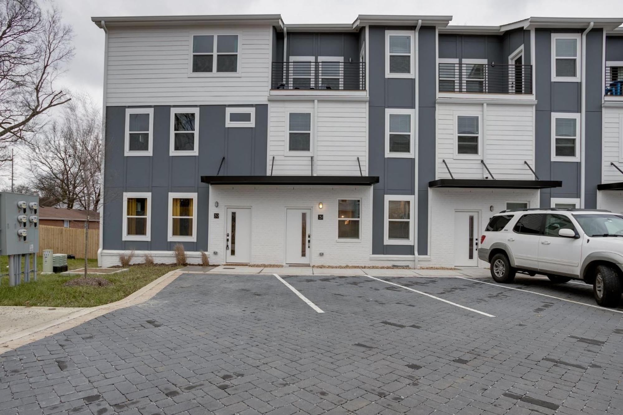 Modern Townhome, 10Min To Downtown! 8Min To Grand Ole Opry! Sleeps 8! 纳什维尔 外观 照片