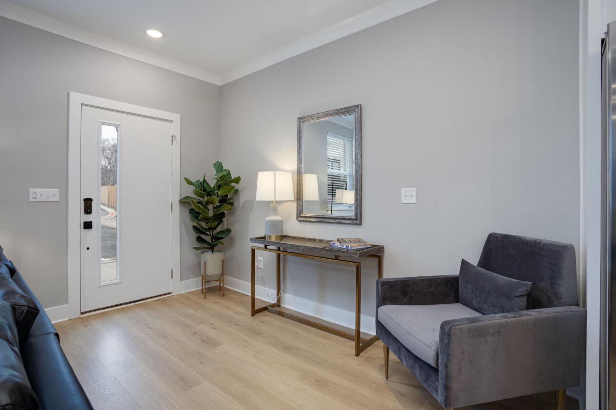 Modern Townhome, 10Min To Downtown! 8Min To Grand Ole Opry! Sleeps 8! 纳什维尔 外观 照片